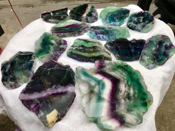 Fluorite cầu vồng - RAINBOW FLUORITE