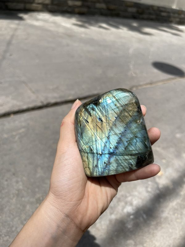 ĐÁ XÀ CỪ Labradorite– KT 7.4x 7.2cm (XC48)