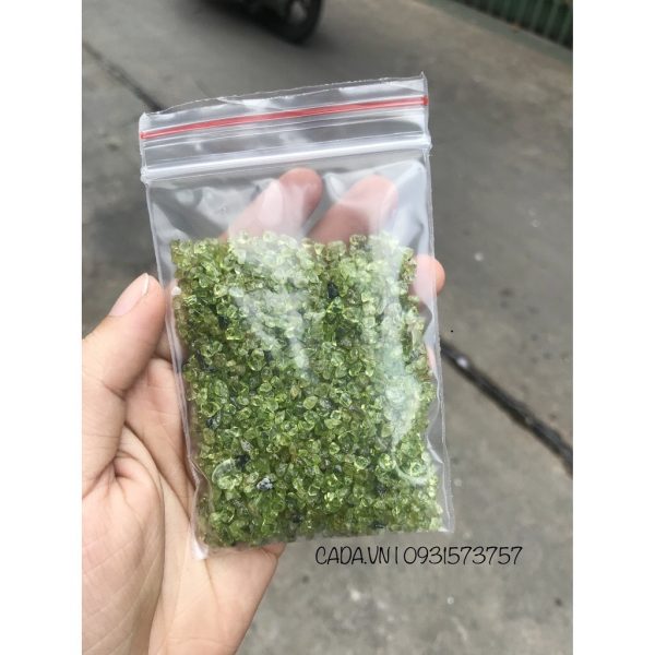 Vụn Peridot xanh lá 100gr