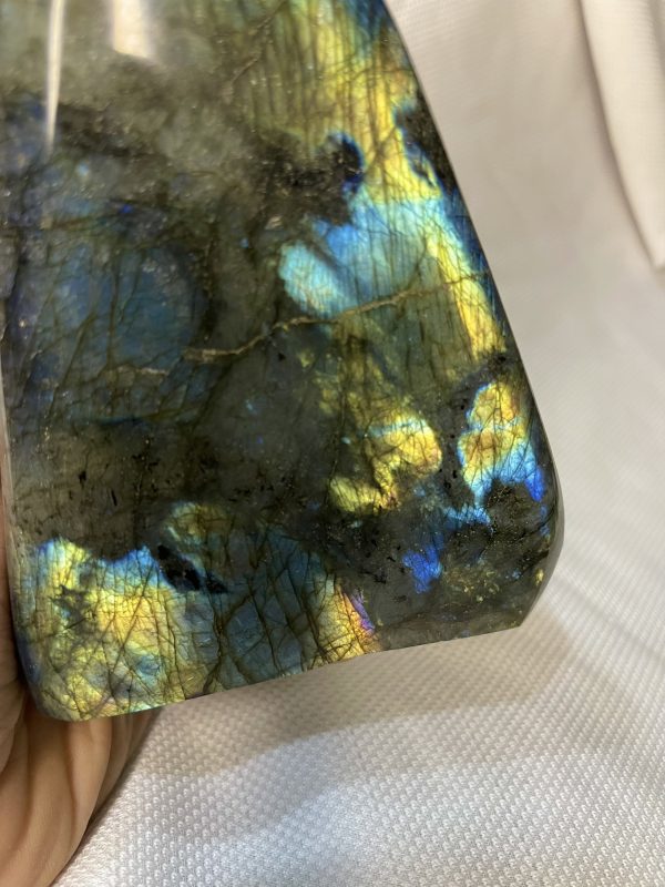 ĐÁ XÀ CỪ Labradorite – KT 12 x 10.4 cm, KL 1059g (XC83)