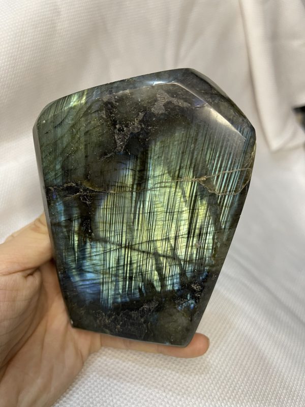 ĐÁ XÀ CỪ Labradorite – KT 11.5 x 8 cm, KL 669g (XC82)