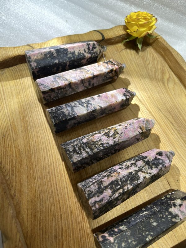 TRỤ ĐÁ TƯỜNG VI - RHODONITE POINT