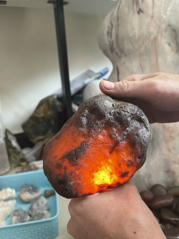 Đá Mã Não cuội thông đèn tốt - Mã Não Đỏ - Red Agate (NC05)