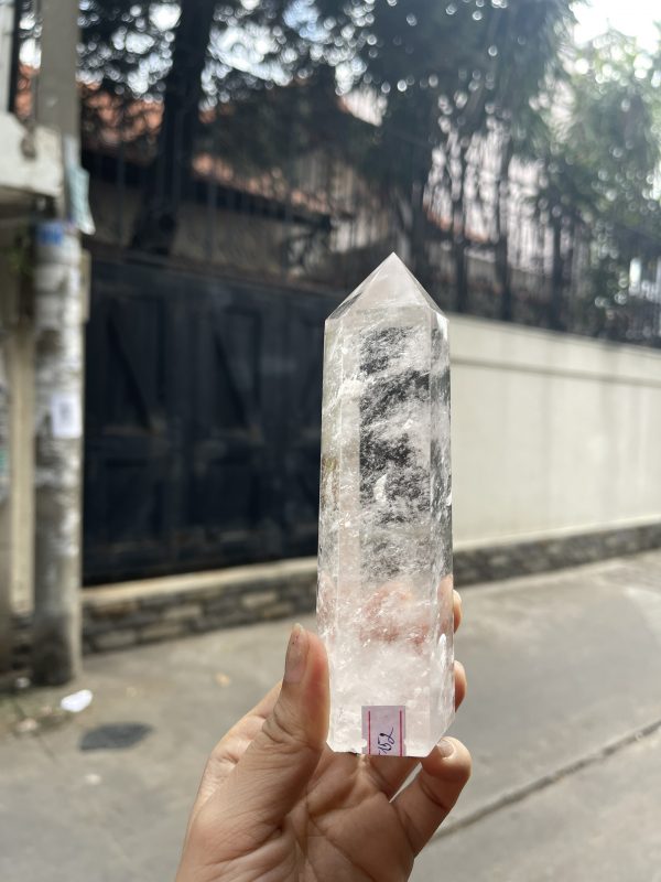 Trụ Thạch Anh Trắng trong – Clear Quartz Point, KT: 14×4.5 CM, KL: 0.325 KG (TTT152)