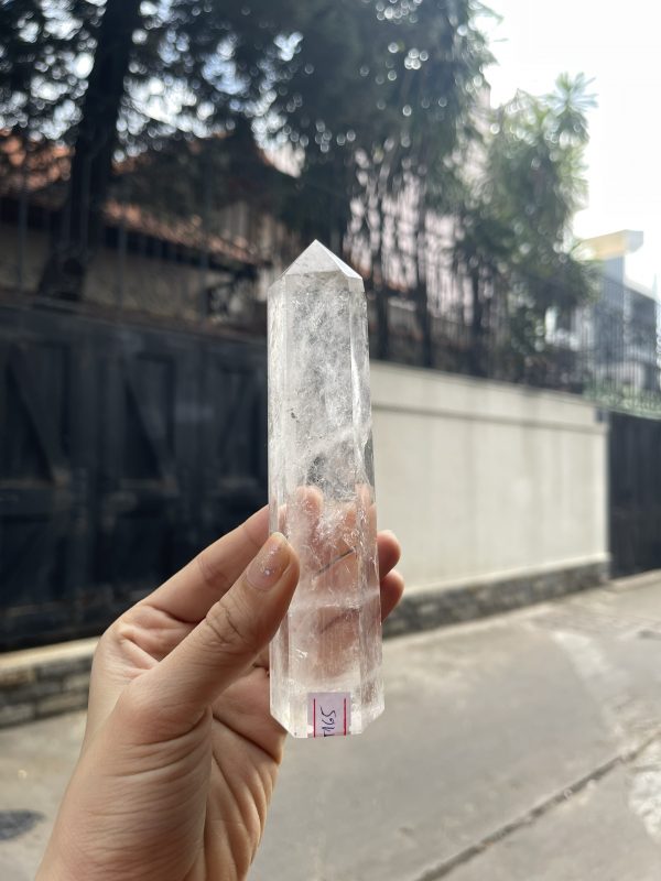 Trụ Thạch Anh Trắng trong – Clear Quartz Point, KT: 14.5×3.5 CM, KL: 0.245 KG (TTT165)