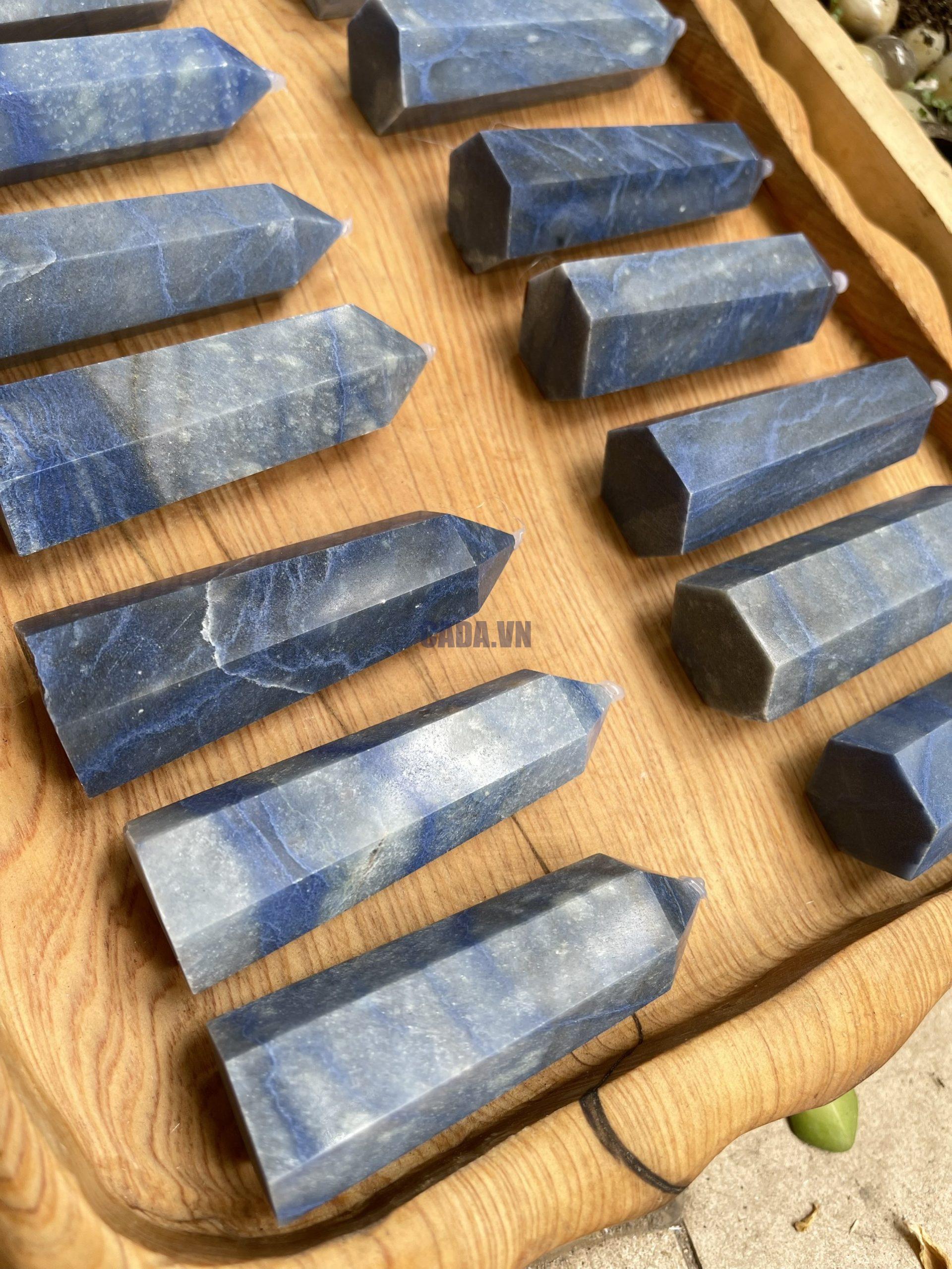 Trụ đá Aventurine xanh dương – Blue Aventurine Point