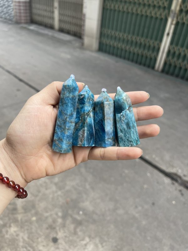 Trụ đá Apatite - Apatite Point | Trụ đá thanh tẩy, tarot, sưu tầm