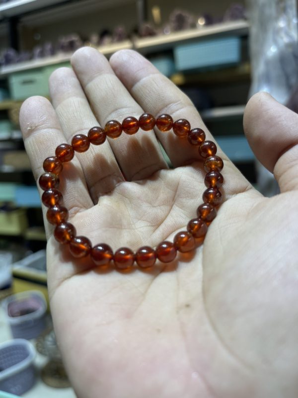 Vòng tay đá Ngọc Hồng Lựu (Garnet) trong , hạt 7 mm – loại vòng đơn