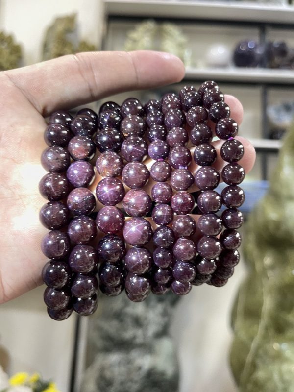 Vòng tay đá Ngọc Hồng Lựu (Garnet) sao nét 4 và 6 cánh, size 8-11mm – loại vòng đơn