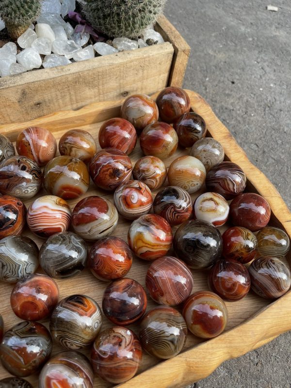 Bi cầu Mã Não Madagascar - Madagascar Agate sphere