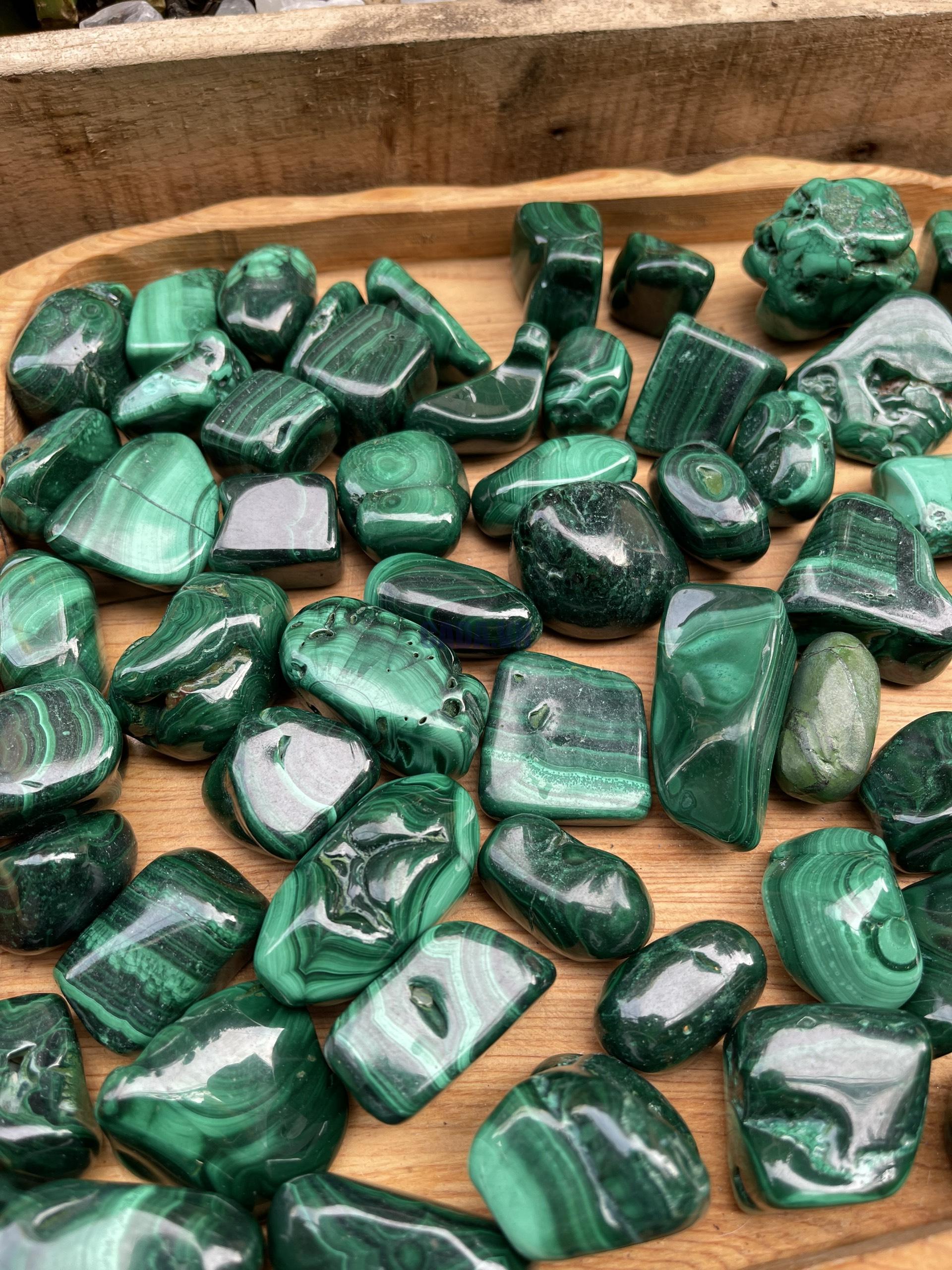 Tumbled Malachite – Đá Lông Công