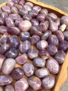 Pink Amethyst Tumbled - Thạch Anh Tím Hồng dạng sỏi | Đá thanh tẩy, sưu tầm