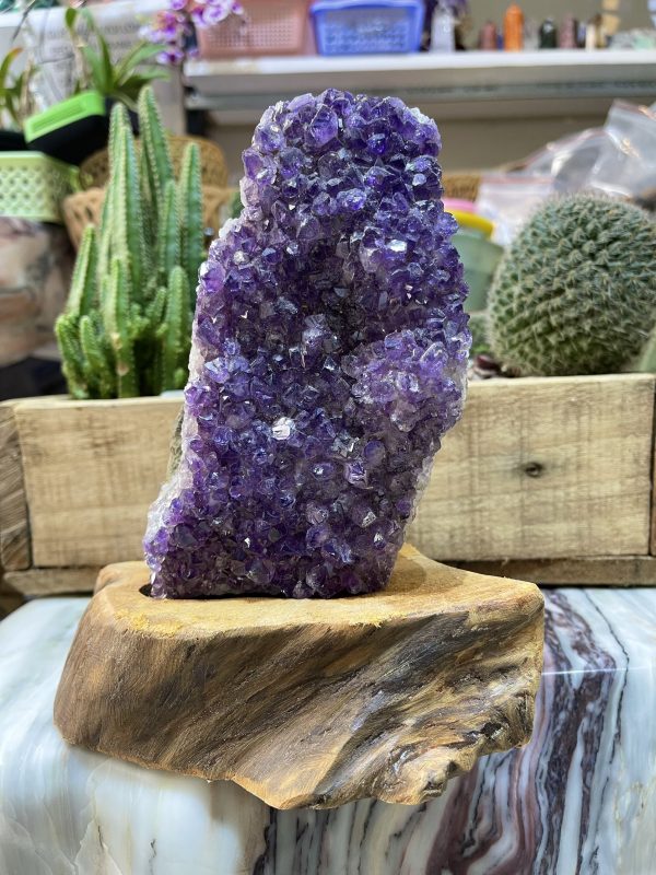 Thạch Anh Tím Uruguay - Uruguay Amethyst Cluster (TV135)