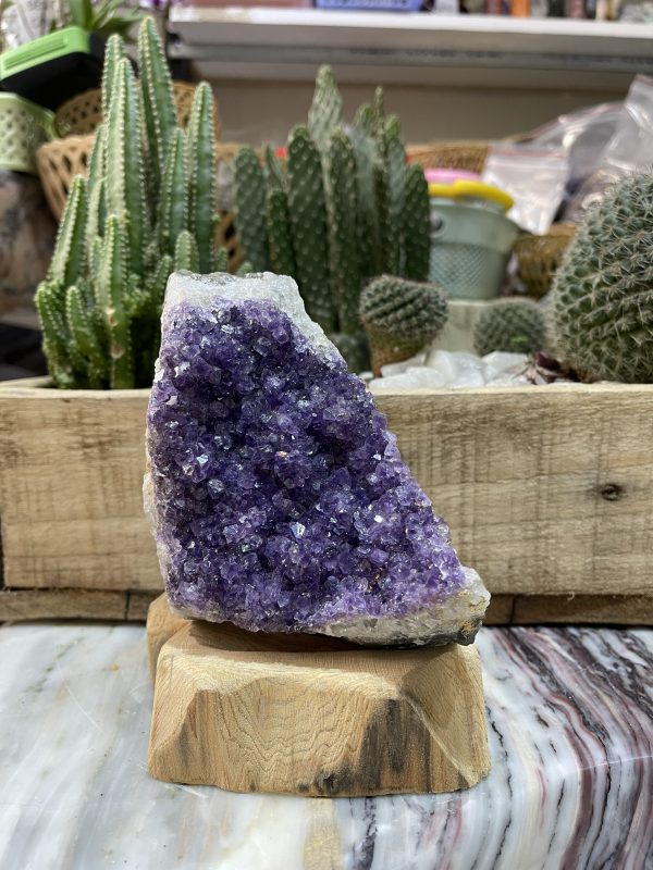 Thạch Anh Tím Uruguay - Uruguay Amethyst Cluster (TV136)