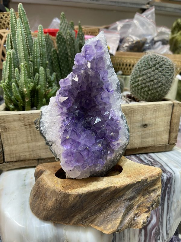 Thạch Anh Tím Uruguay - Uruguay Amethyst Cluster (TV140)