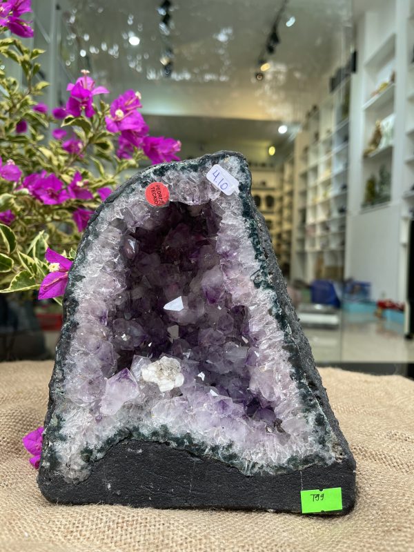 Hốc Thạch Anh Tím - Amethyst Geode (T99), KT: 18.5x16.5CM, KL: 4.1KG