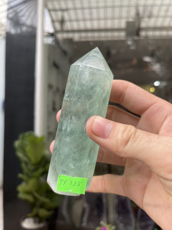 Trụ Fluorite Xanh - Green Fluorite Point, KT: 11.6X3.6CM, KL: 0.266KG (TF125)