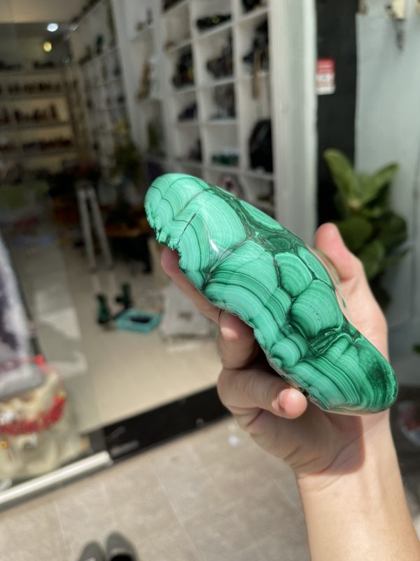 ĐÁ LÔNG CÔNG – ĐÁ KHỔNG TƯỚC – MALACHITE (LC2), KT: 14×14 CM; KL: 1.44KG