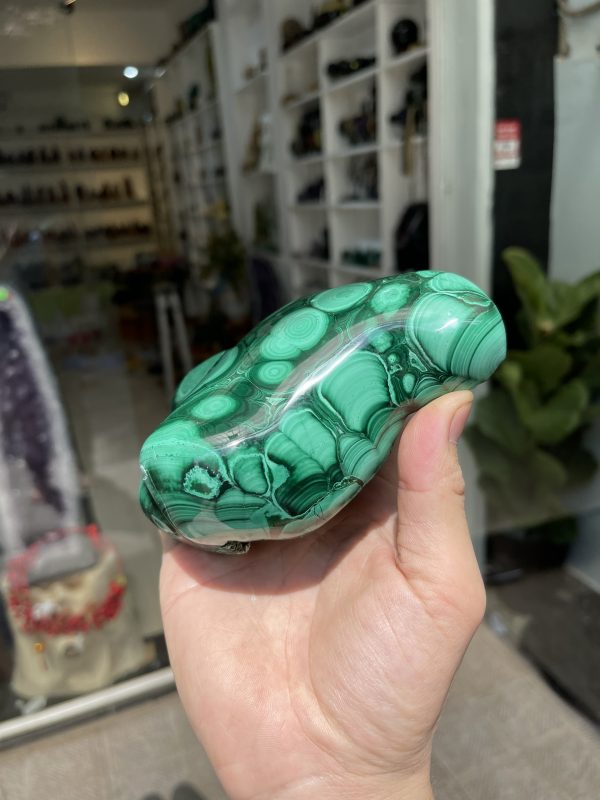 ĐÁ LÔNG CÔNG – ĐÁ KHỔNG TƯỚC – MALACHITE (LC2), KT: 14×14 CM; KL: 1.44KG