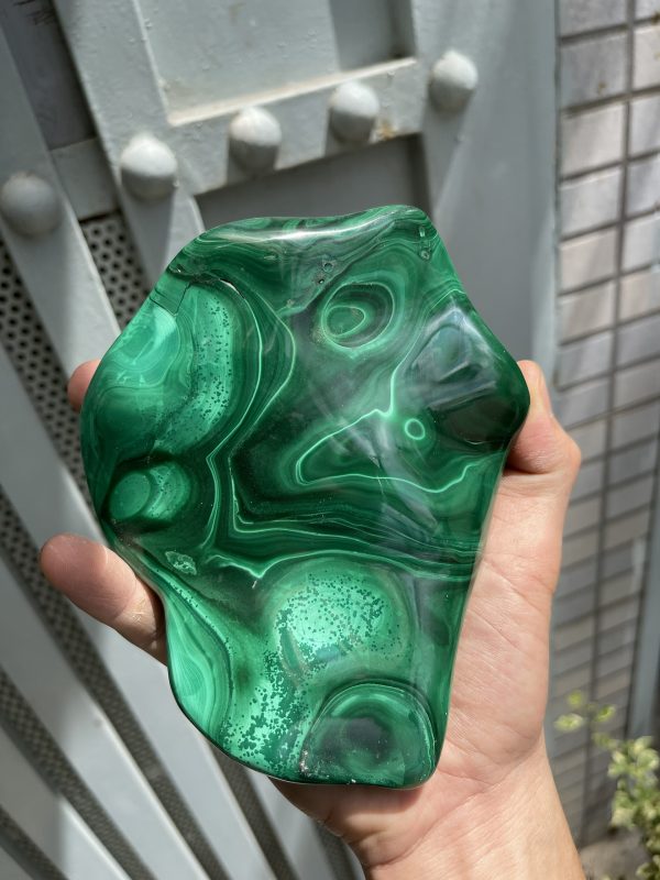 ĐÁ LÔNG CÔNG – ĐÁ KHỔNG TƯỚC – MALACHITE (LC3), KT: 18×12 CM; KL: 1.48KG