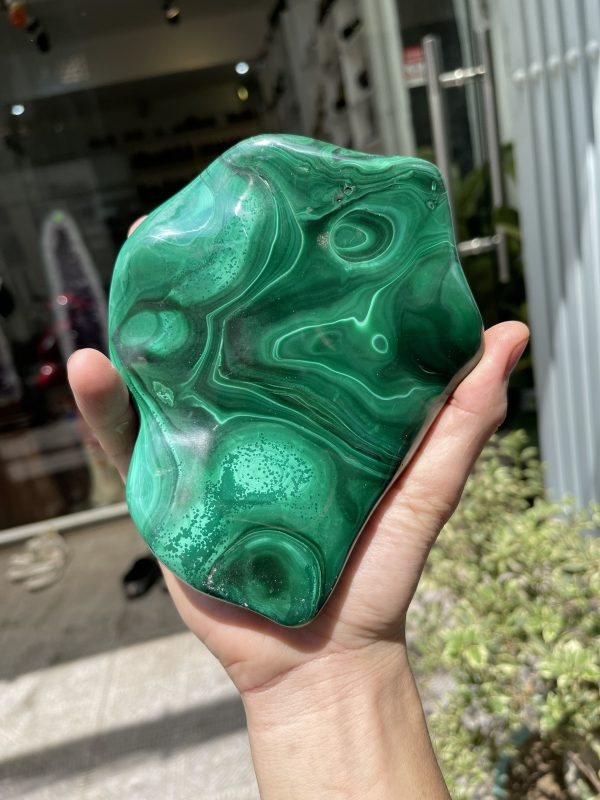 ĐÁ LÔNG CÔNG – ĐÁ KHỔNG TƯỚC – MALACHITE (LC3), KT: 18×12 CM; KL: 1.48KG