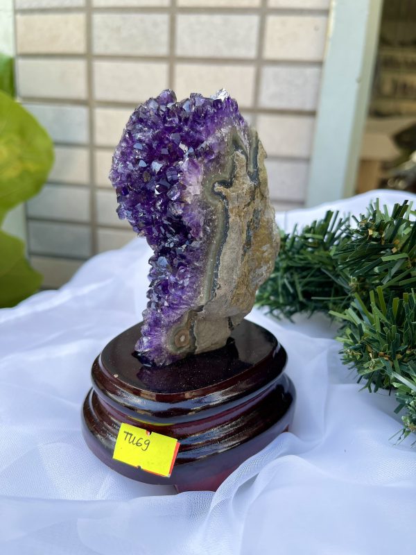 HỐC THẠCH ANH TÍM NHỎ – SMALL AMETHYST GEODE TU69