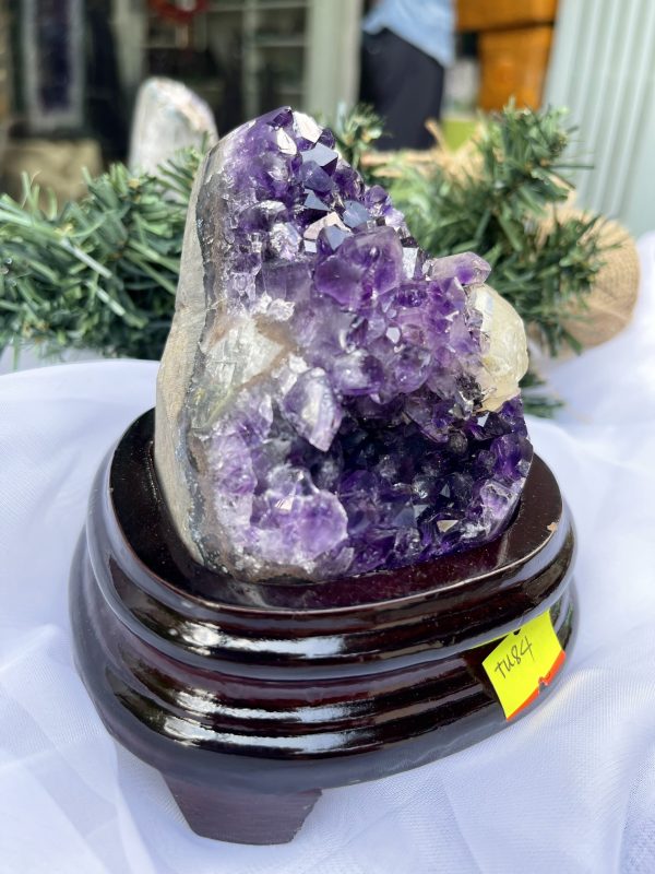 HỐC THẠCH ANH TÍM NHỎ – SMALL AMETHYST GEODE TU84