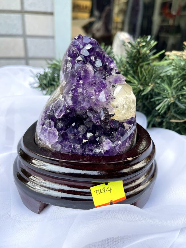 HỐC THẠCH ANH TÍM NHỎ – SMALL AMETHYST GEODE TU84