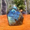 ĐÁ XÀ CỪ Labradorite – KT 8.5x6.5 cm, KL 0.526 kg (XC121)