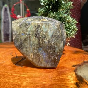 ĐÁ XÀ CỪ Labradorite – KT 12.5x11 cm, KL 1.502 kg (XC124)