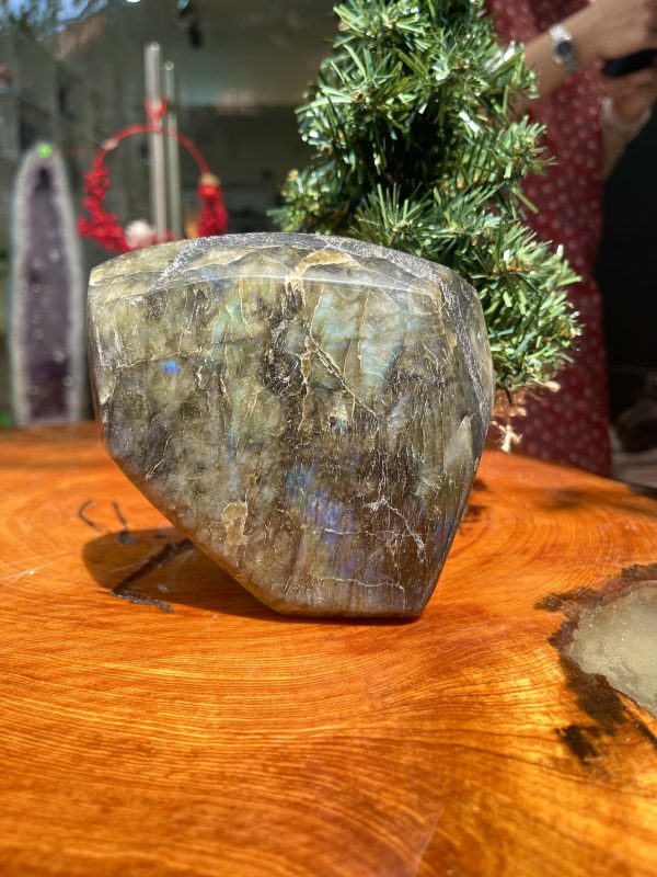 ĐÁ XÀ CỪ Labradorite – KT 12.5x11 cm, KL 1.502 kg (XC124)