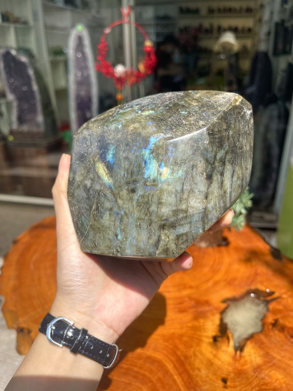 ĐÁ XÀ CỪ Labradorite – KT 12.5x11 cm, KL 1.502 kg (XC124)