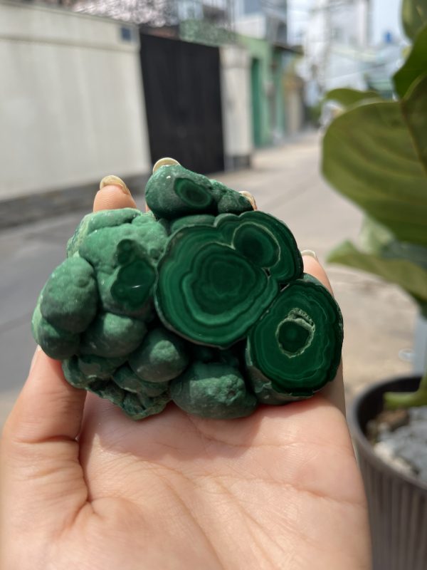 ĐÁ LÔNG CÔNG – ĐÁ KHỔNG TƯỚC – MALACHITE (LC29), KT: 8.5×6.5 CM; KL: 0.3KG