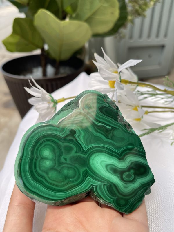 ĐÁ LÔNG CÔNG – ĐÁ KHỔNG TƯỚC – MALACHITE (LC31), KT: 10×8.5 CM; KL: 0.378KG