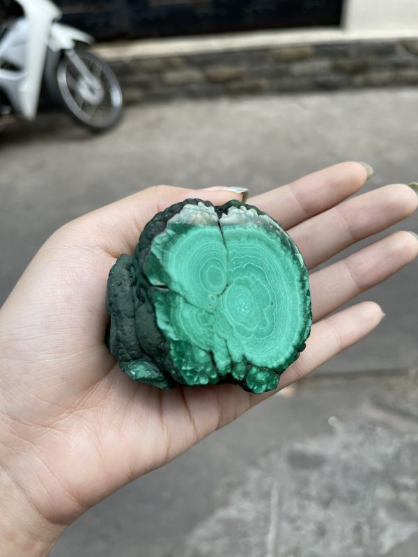 ĐÁ LÔNG CÔNG – ĐÁ KHỔNG TƯỚC – MALACHITE (LC32), KT: 6.5×6 CM; KL: 0.286KG