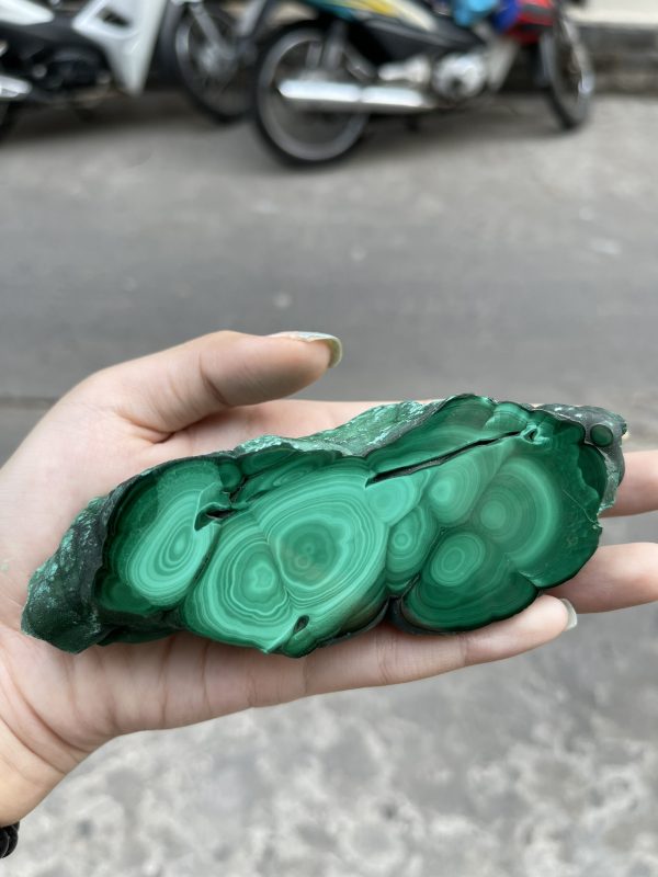 ĐÁ LÔNG CÔNG – ĐÁ KHỔNG TƯỚC – MALACHITE (LC37), KT: 13×4.5 CM; KL: 0.464KG