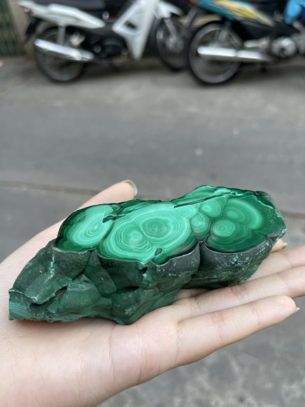 ĐÁ LÔNG CÔNG – ĐÁ KHỔNG TƯỚC – MALACHITE (LC37), KT: 13×4.5 CM; KL: 0.464KG