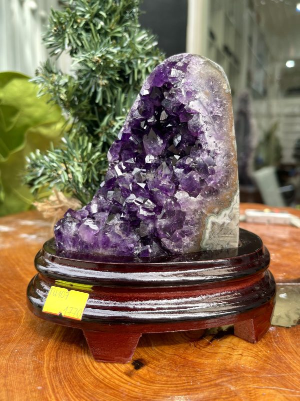 HỐC THẠCH ANH TÍM NHỎ – SMALL AMETHYST GEODE TU107