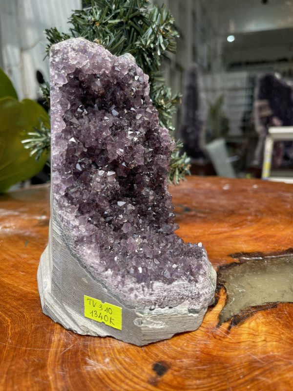 HỐC THẠCH ANH TÍM NHỎ – SMALL AMETHYST GEODE (TV310), KL: 1.340KG, KT: 15×9 CM