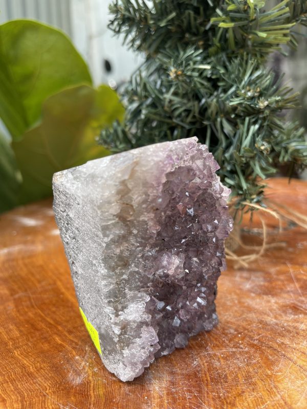 HỐC THẠCH ANH TÍM NHỎ – SMALL AMETHYST GEODE (TV325), KL: 0.456KG, KT: 9×7 CM