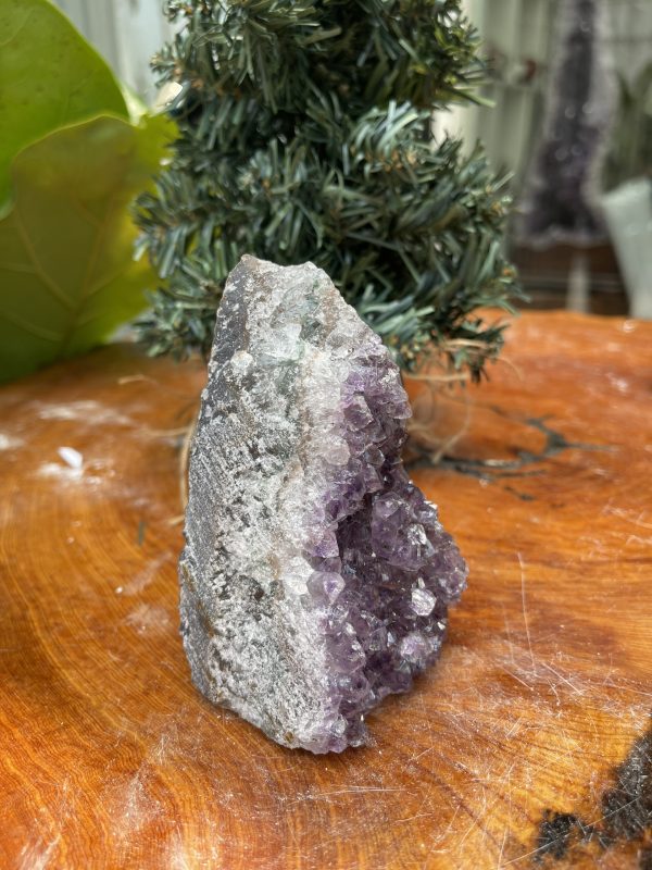 HỐC THẠCH ANH TÍM NHỎ – SMALL AMETHYST GEODE (TV333), KL: 0.424KG, KT: 11×6 CM