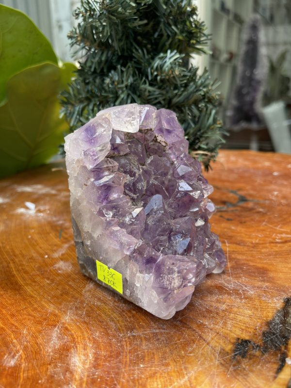 HỐC THẠCH ANH TÍM NHỎ – SMALL AMETHYST GEODE (TV336), KL: 0.866KG, KT: 10×8 CM