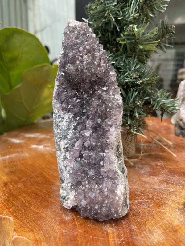 HỐC THẠCH ANH TÍM NHỎ – SMALL AMETHYST GEODE (TV347), KL: 0.326KG, KT: 8×8 CM