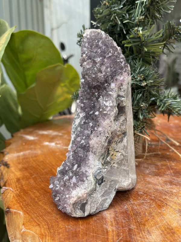 HỐC THẠCH ANH TÍM NHỎ – SMALL AMETHYST GEODE (TV347), KL: 0.326KG, KT: 8×8 CM