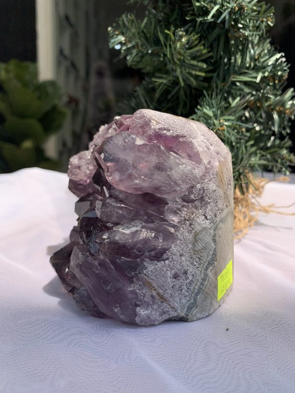 HỐC THẠCH ANH TÍM NHỎ – SMALL AMETHYST GEODE (TV351), KL: 1.268KG, KT: 9×11 CM