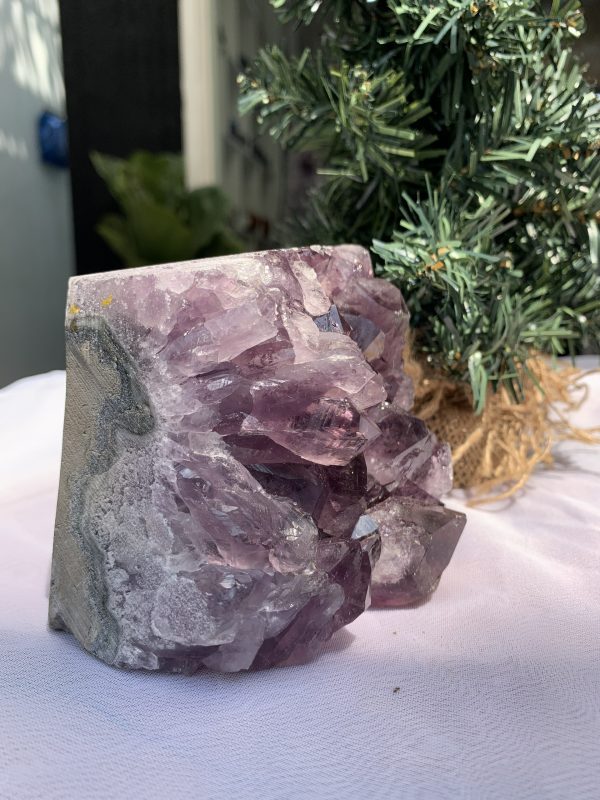 HỐC THẠCH ANH TÍM NHỎ – SMALL AMETHYST GEODE (TV351), KL: 1.268KG, KT: 9×11 CM