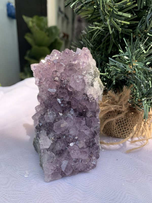 HỐC THẠCH ANH TÍM NHỎ – SMALL AMETHYST GEODE (TV353), KL: 0.430KG, KT: 10×6 CM