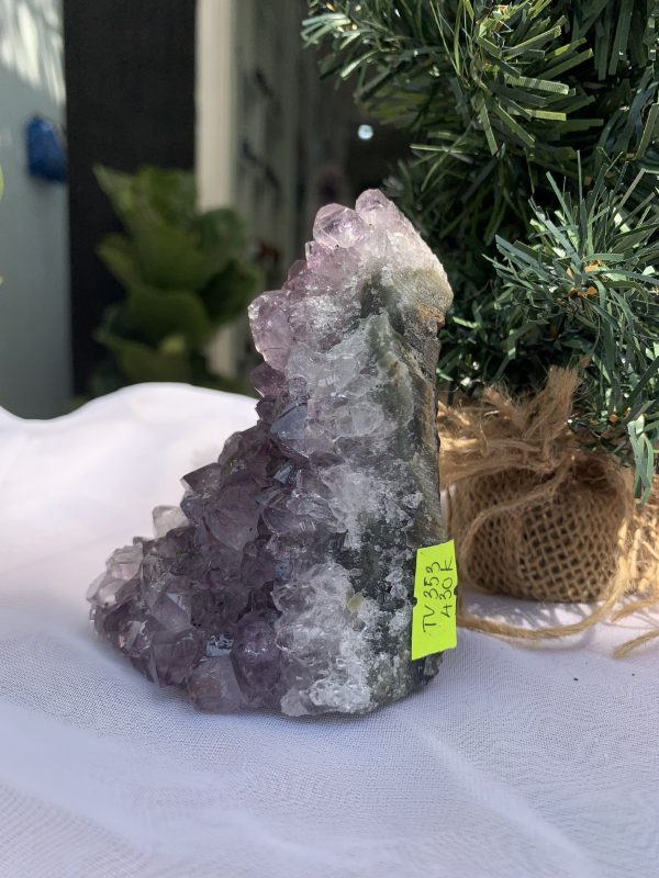 HỐC THẠCH ANH TÍM NHỎ – SMALL AMETHYST GEODE (TV353), KL: 0.430KG, KT: 10×6 CM