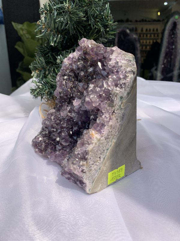 HỐC THẠCH ANH TÍM NHỎ – SMALL AMETHYST GEODE (TV359), KL: 1.532KG, KT: 13×11 CM