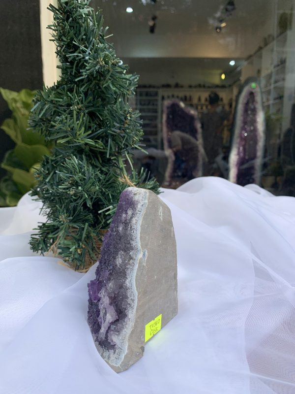 HỐC THẠCH ANH TÍM NHỎ – SMALL AMETHYST GEODE (TV360), KL: 0.674KG, KT: 11×8 CM